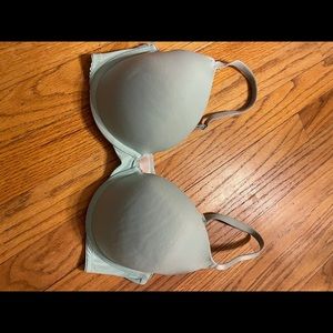 Victoria’s Secret pink collection size 34d